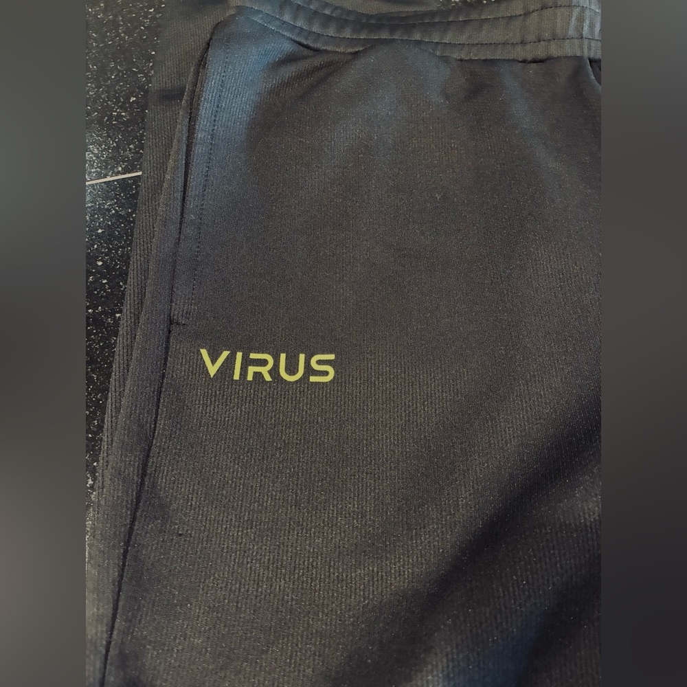 Virus Serenity Jogger Compression Fit Pockets Black SZ. LG Women’s  NWT - Picture 8 of 16